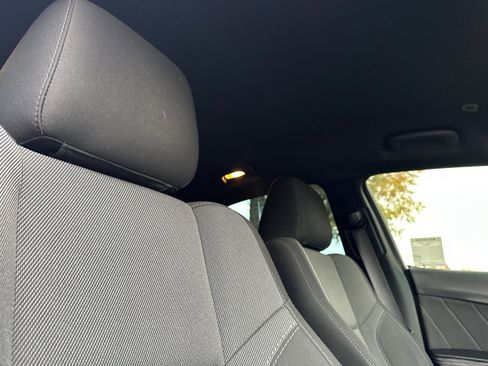 Used 2018 Dodge Charger GT image 13