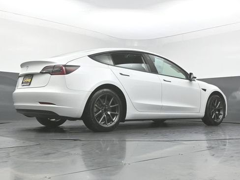 Used 2023 Tesla Model 3 Standard Range RWD image 45
