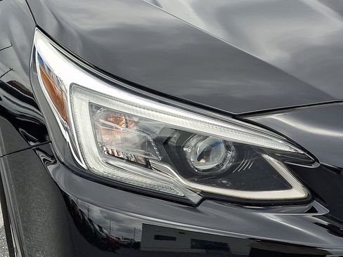 Used 2022 Subaru Outback Touring AWD/4WD image 9