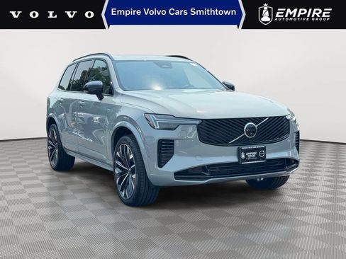 Certified 2026 Volvo XC90 B6 Ultra w/ Protection Package AWD/4WD image 1