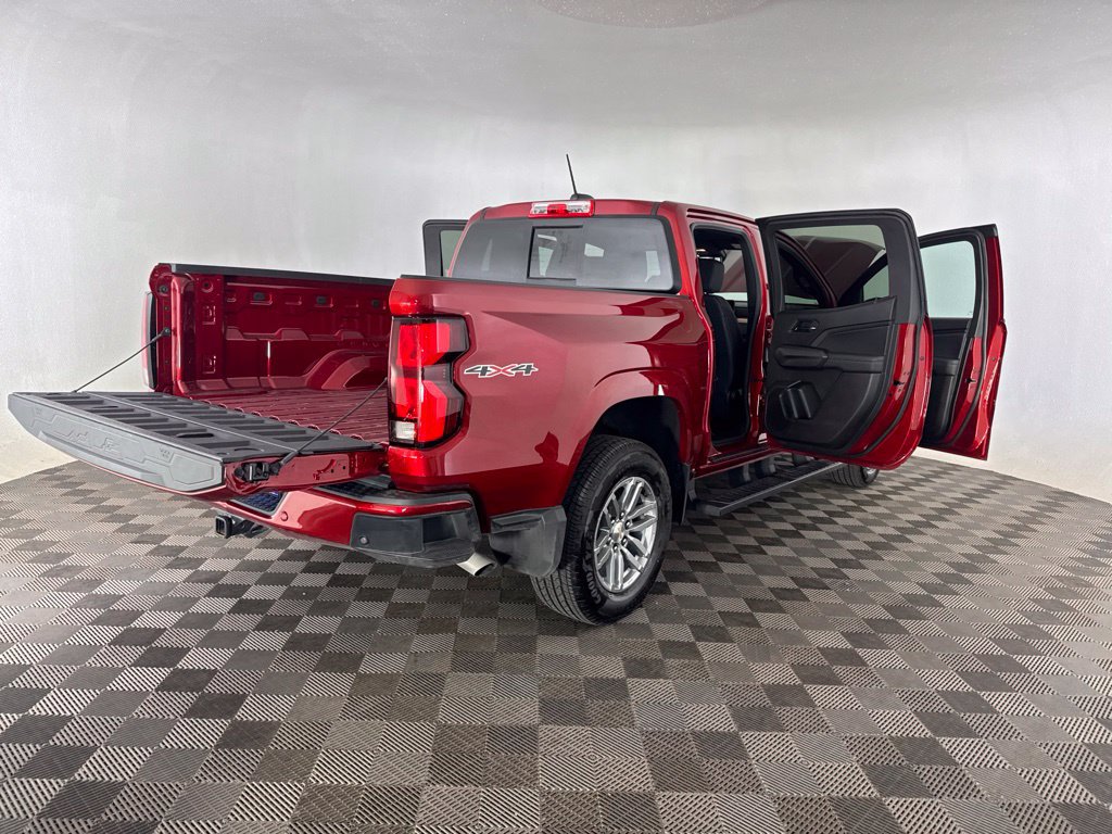 Used 2026 Chevrolet Colorado LT w/ LT Convenience Package AWD/4WD image 22