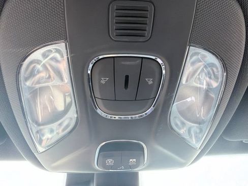 Used 2022 Jeep Compass High Altitude AWD/4WD image 28