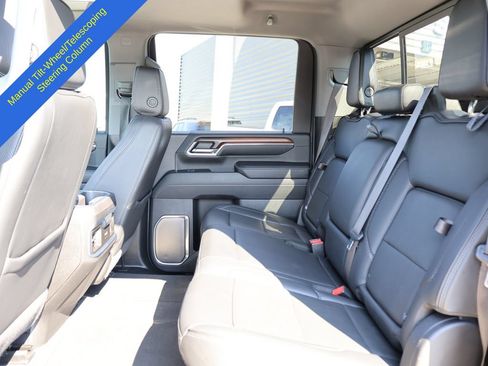Used 2024 GMC Sierra 3500 Denali w/ Denali Reserve Package AWD/4WD image 17
