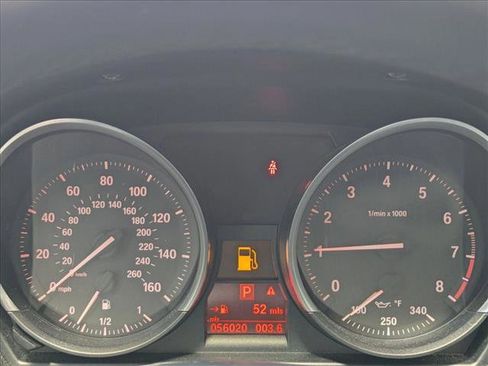 Used 2013 BMW Z4 sDrive28i RWD image 11