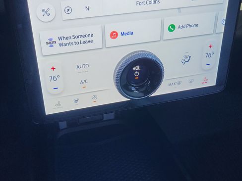 Used 2022 Ford Mustang Mach-E Premium image 20