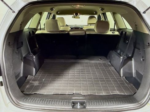 Used 2020 Kia Sorento S image 26