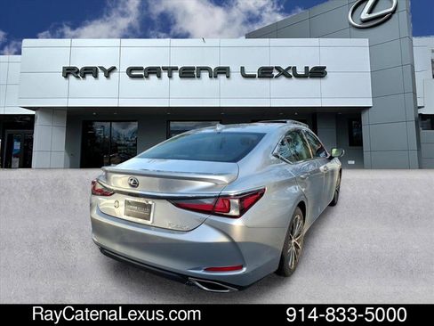 Certified 2023 Lexus ES 350 w/ Premium Package image 4