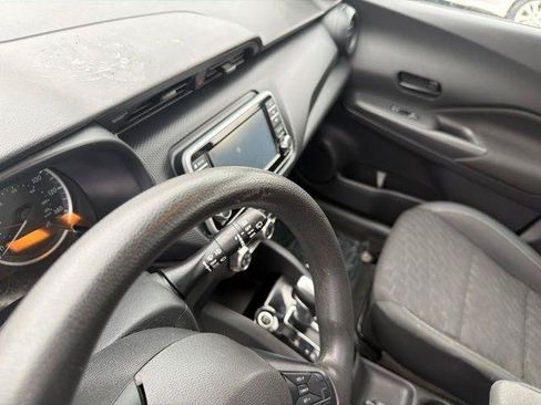 Used 2021 Nissan Kicks S FWD image 8