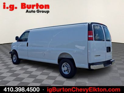 New 2026 Chevrolet Express 2500 Extended w/ Driver Convenience Package