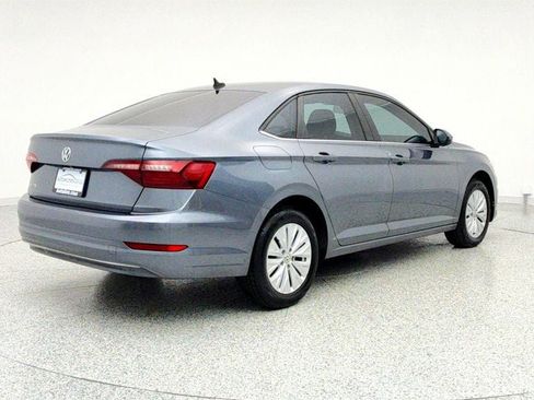 Used 2020 Volkswagen Jetta S w/ Driver Assistance Package image 5
