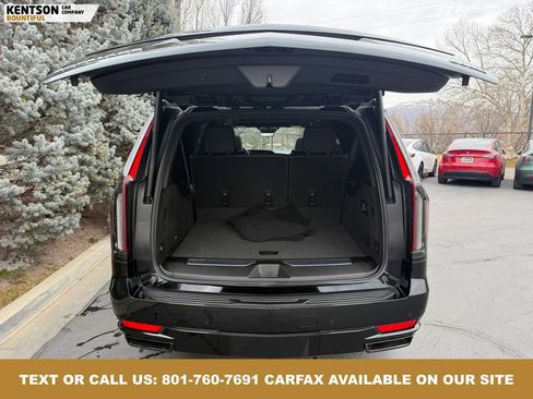 Used 2024 Cadillac Escalade ESV Sport image 41