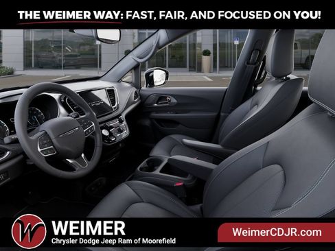 New 2027 Chrysler Pacifica Select AWD/4WD image 22