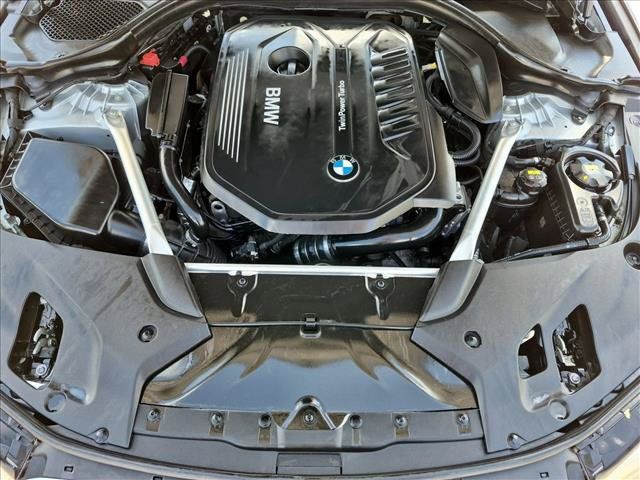 Used 2019 BMW 540i xDrive w/ Convenience Package AWD/4WD image 24
