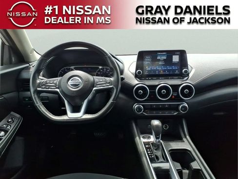 Used 2022 Nissan Sentra SV FWD image 8