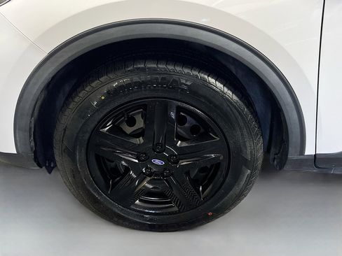 Used 2022 Ford Escape S image 13