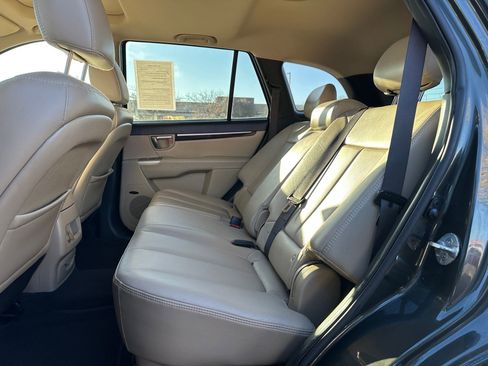 Used 2012 Hyundai Santa Fe Limited image 9