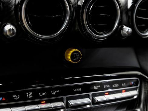 Used 2018 Mercedes-Benz AMG GT R image 30