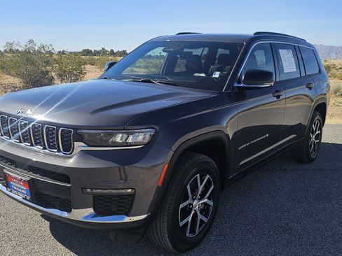 Used 2024 Jeep Grand Cherokee L Limited w/ Luxury Tech Group II AWD/4WD image 1