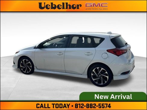 Used 2016 Scion iM FWD image 9