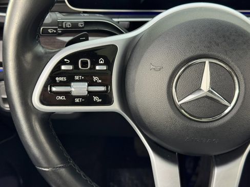 Used 2021 Mercedes-Benz GLE 350 w/ Premium Package image 22