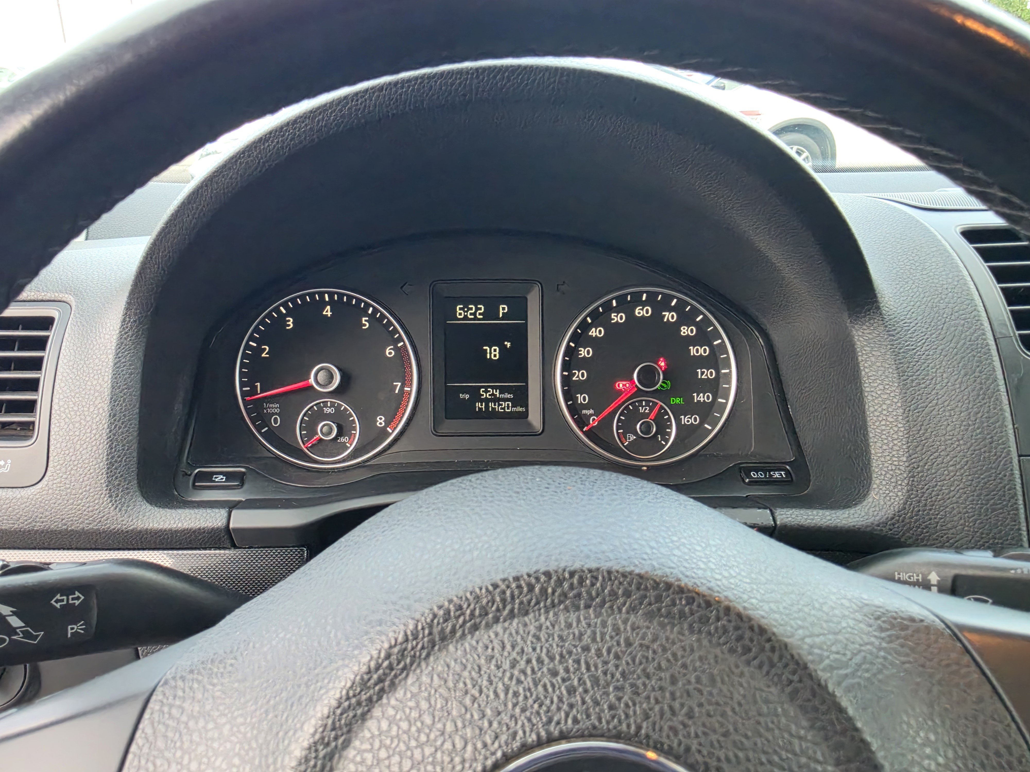 Used 2010 Volkswagen Jetta SE FWD image 14