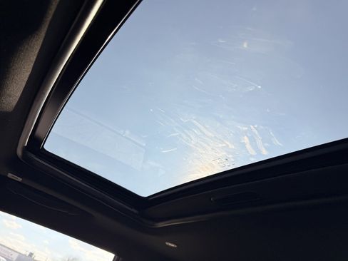 Used 2022 Dodge Challenger SXT w/ Blacktop Package image 18