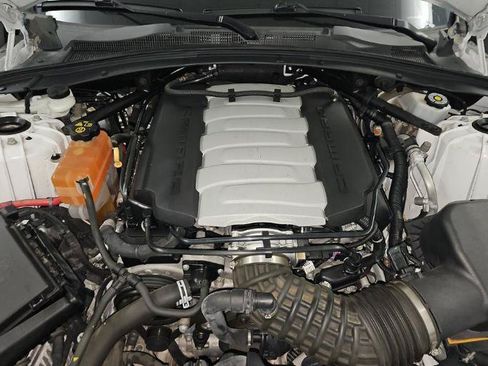 Used 2019 Chevrolet Camaro SS RWD image 14