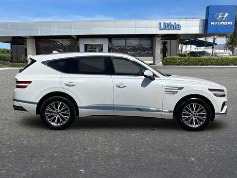 Used 2025 Genesis GV80 2.5T Standard AWD/4WD image 9