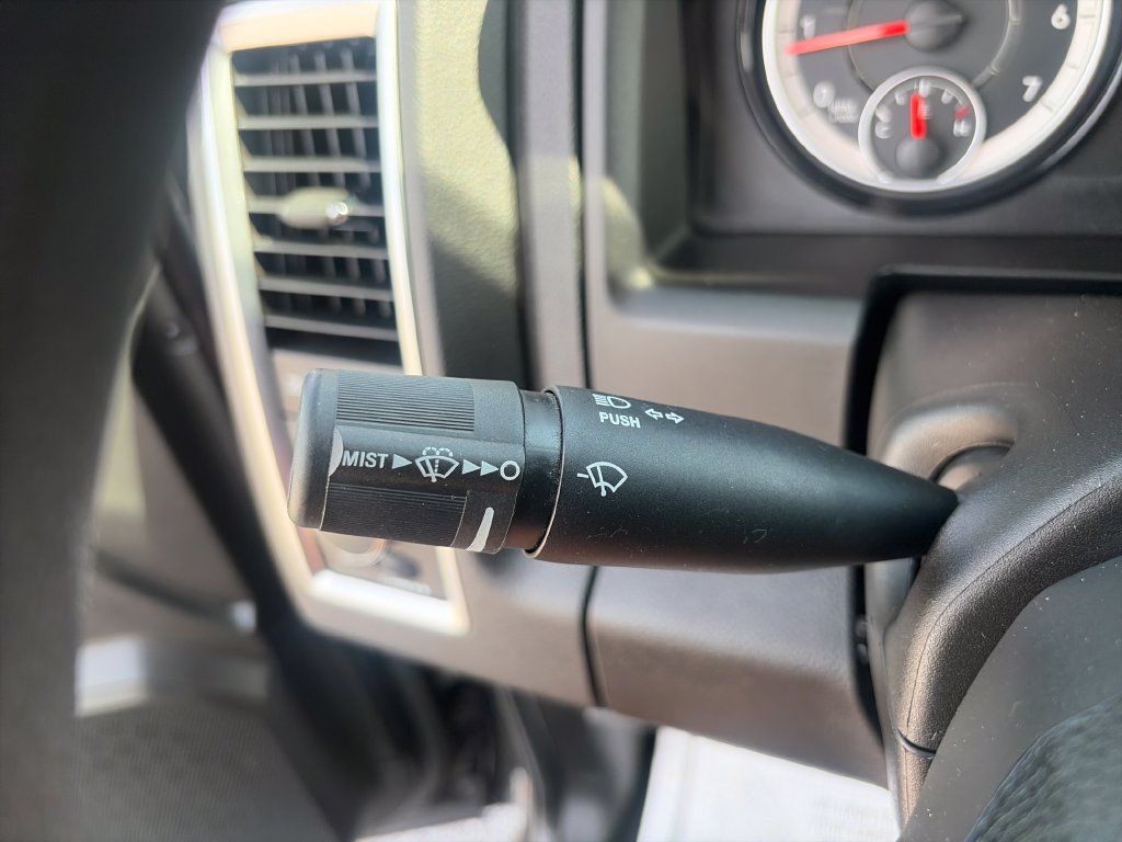 Used 2024 RAM 1500 Warlock AWD/4WD image 31