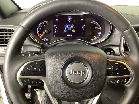 Used 2018 Jeep Grand Cherokee High Altitude AWD/4WD image 22