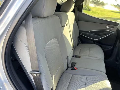 Used 2018 Hyundai Santa Fe Sport image 20