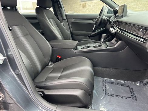 Used 2024 Honda Civic Sport image 11
