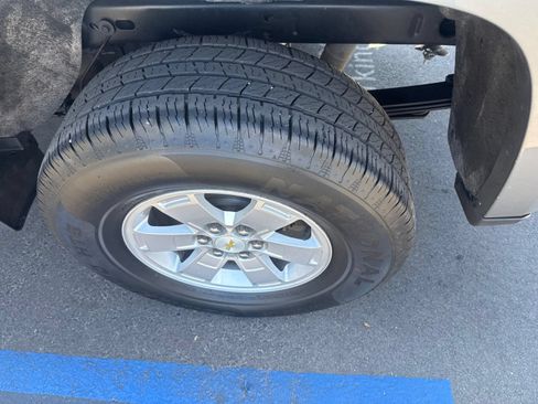 Used 2018 Chevrolet Colorado W/T w/ WT Convenience Package RWD image 16