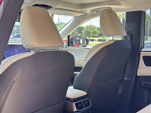 Used 2024 Lexus RX 350 Premium w/ Accessory Package (Z1) FWD image 19