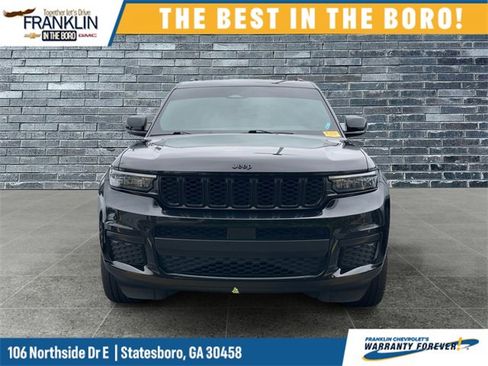 Used 2022 Jeep Grand Cherokee L Laredo image 2