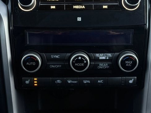 Used 2021 Subaru Ascent Limited w/ Technology Package image 35