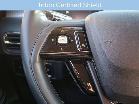 Used 2023 Lincoln Corsair Reserve FWD image 23
