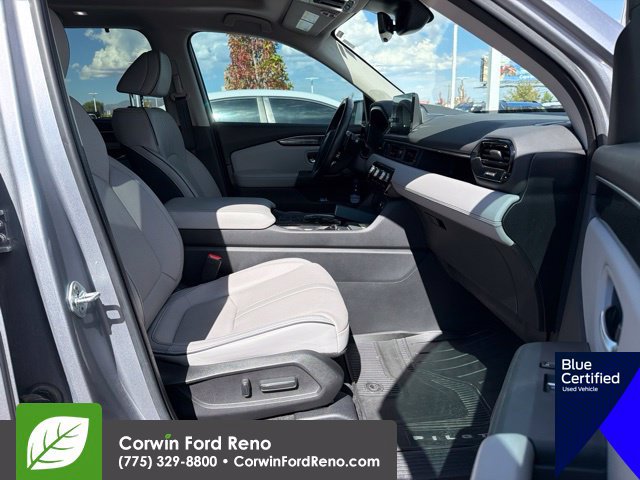Used 2023 Honda Pilot Elite image 11