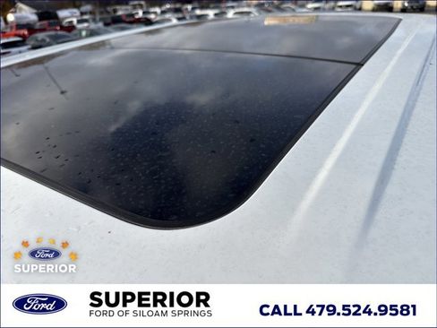 Used 2020 Nissan Titan PRO-4X w/ Pro-4x Convenience Package image 17