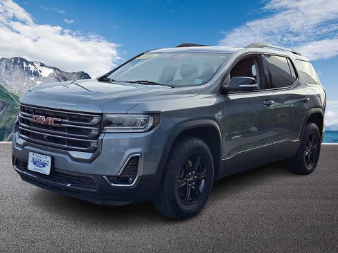 Used 2022 GMC Acadia AT4 w/ Technology Package image 3