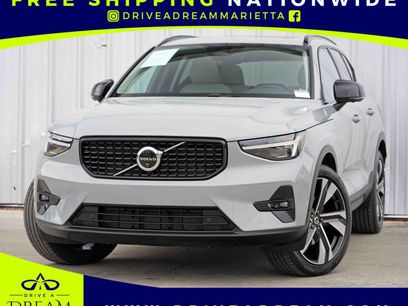 Used 2024 Volvo XC40 B5 Ultimate w/ Protection Package Premier