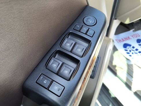 Used 2017 Chevrolet Tahoe Premier image 18