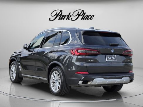 Used 2023 BMW X5 xDrive45e AWD/4WD image 3