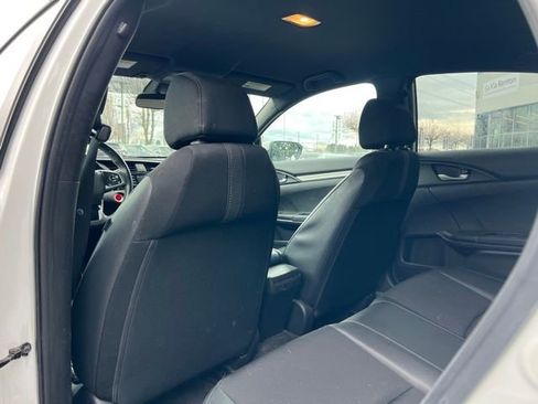 Used 2019 Honda Civic Sport image 11