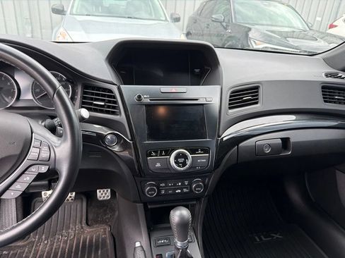 Certified 2022 Acura ILX FWD image 10