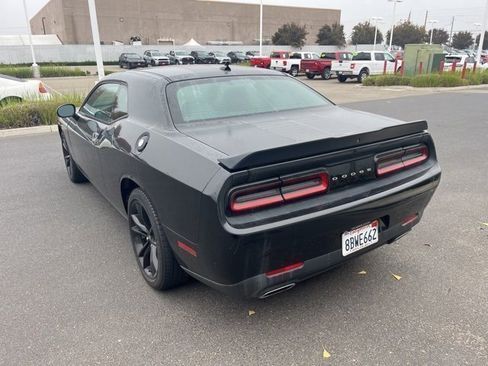 Used 2018 Dodge Challenger SXT Plus image 6