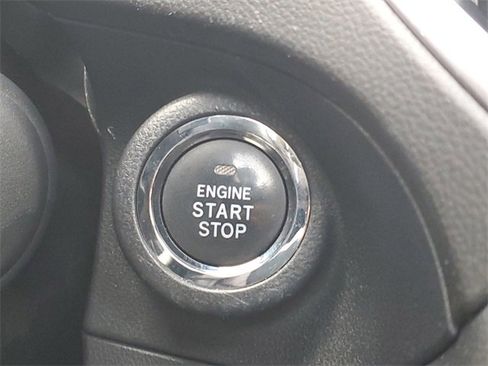 Certified 2023 Subaru Forester Limited image 25