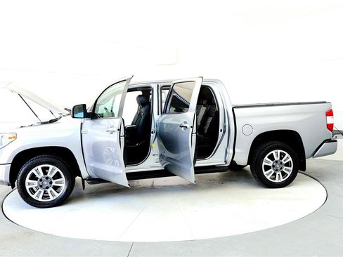 Used 2020 Toyota Tundra Platinum image 10