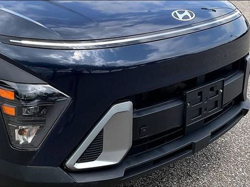 Used 2025 Hyundai Kona SEL AWD/4WD image 26