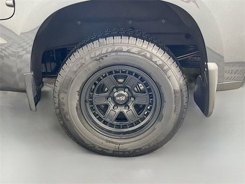 Used 2019 Chevrolet Silverado 1500 LT w/ All-Star Edition image 34